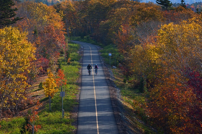 Neighbouring Trails and Wilderness Areas